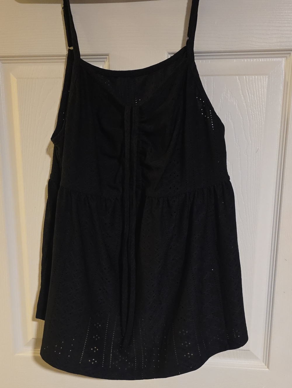 SHEIN Black Eyelet Tie-Front Spaghetti Strap Tank